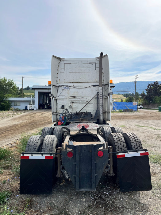 Used 2012 VOLVO VNL Sleeper Truck - $28,500.00 CAD