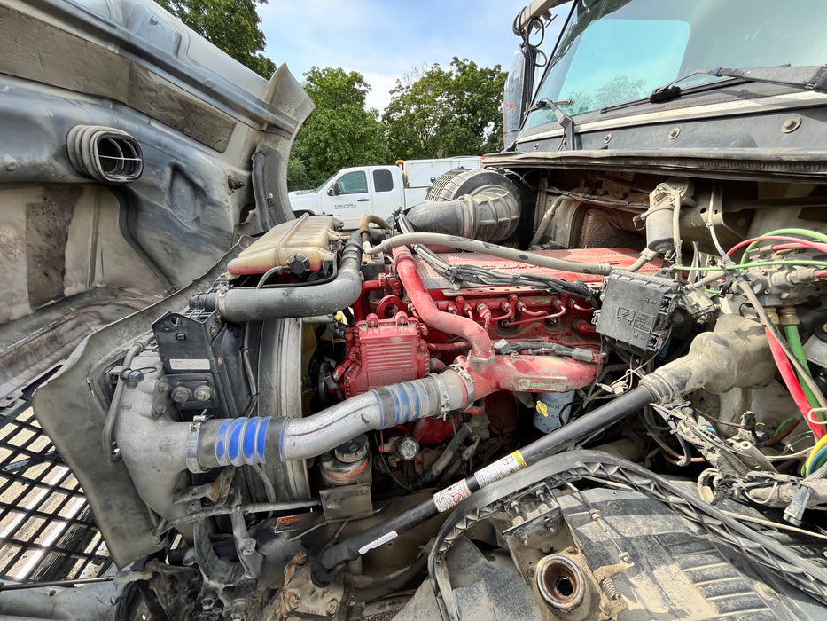 Used 2012 VOLVO VNL Sleeper Truck - $28,500.00 CAD