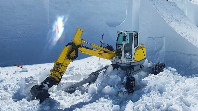 Menzi Muck M220 Excavator